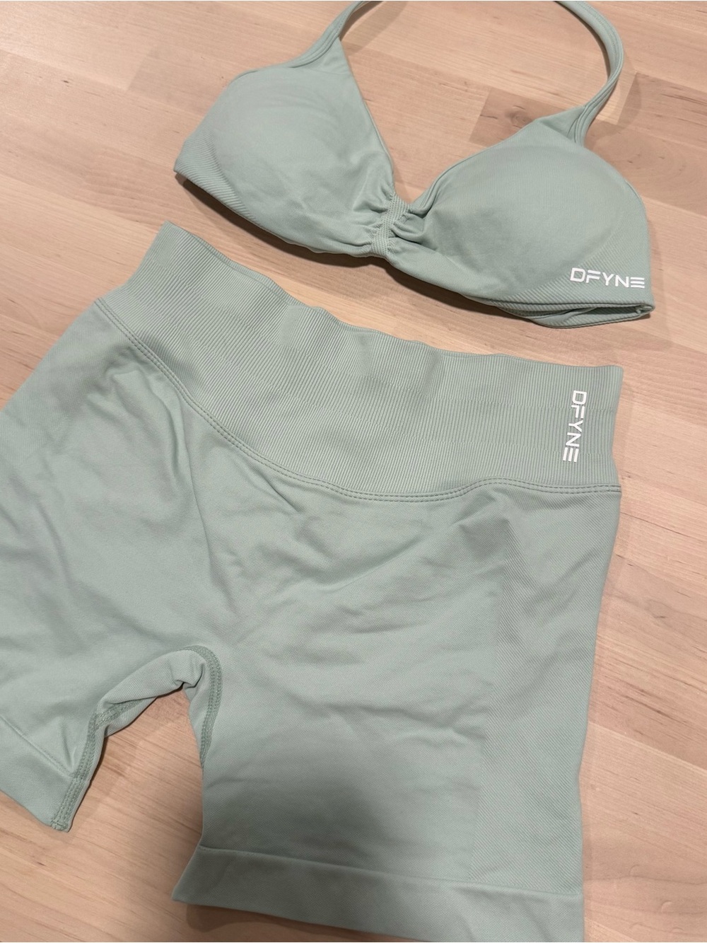DFYNE SHORTS SET